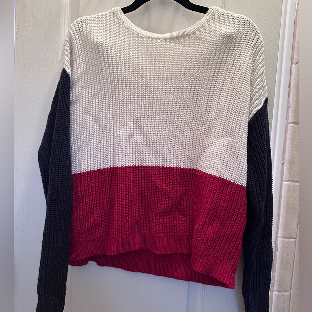 La Hearts Tri-Color Sweater - White, Red, and Black